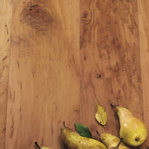 Spaccato Pear - Hand planed, wax-effect varnished