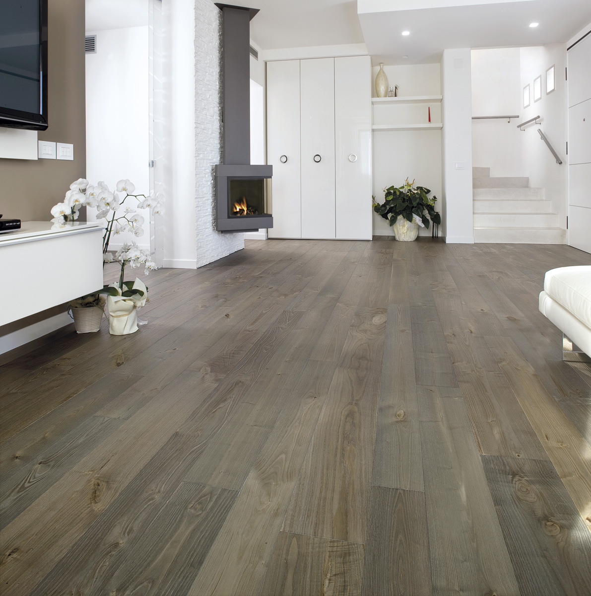 Weathered Chestnut - Brushed