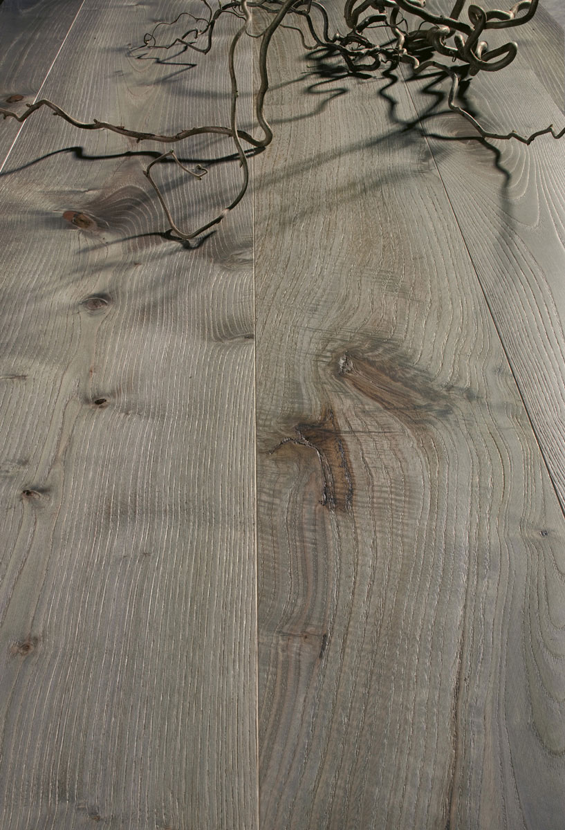 Weathered Chestnut - Brushed