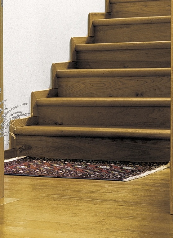 Stair coverings - Steamed Robinia