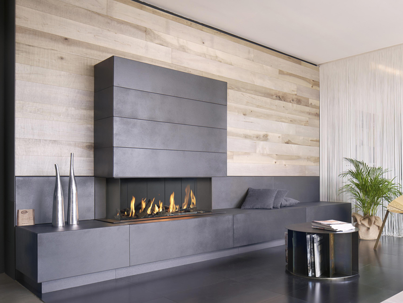 Wall coverings - Sawn Hard Maple (Amsterdam Piazzetta fireplace)