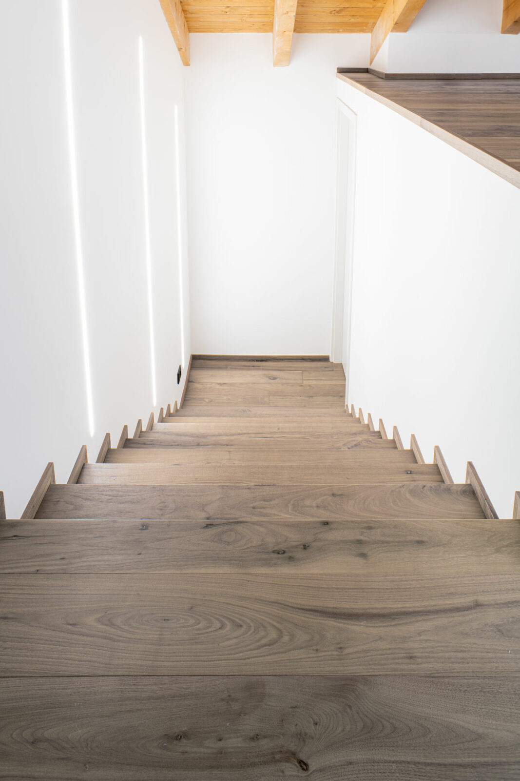 American Walnut Raw Effect